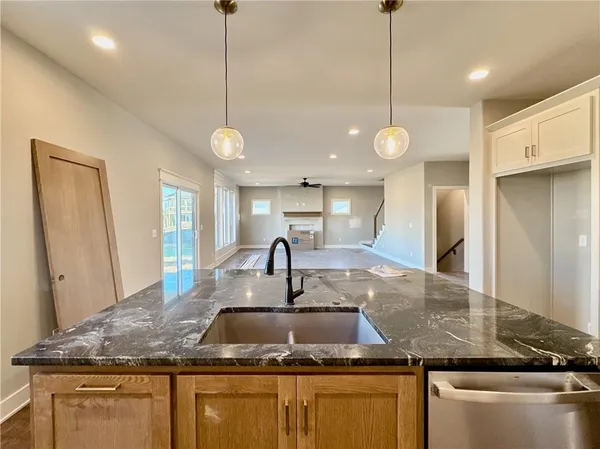 $749,900 | 12740 North Larkspur Ln., Platte City, MO 64079