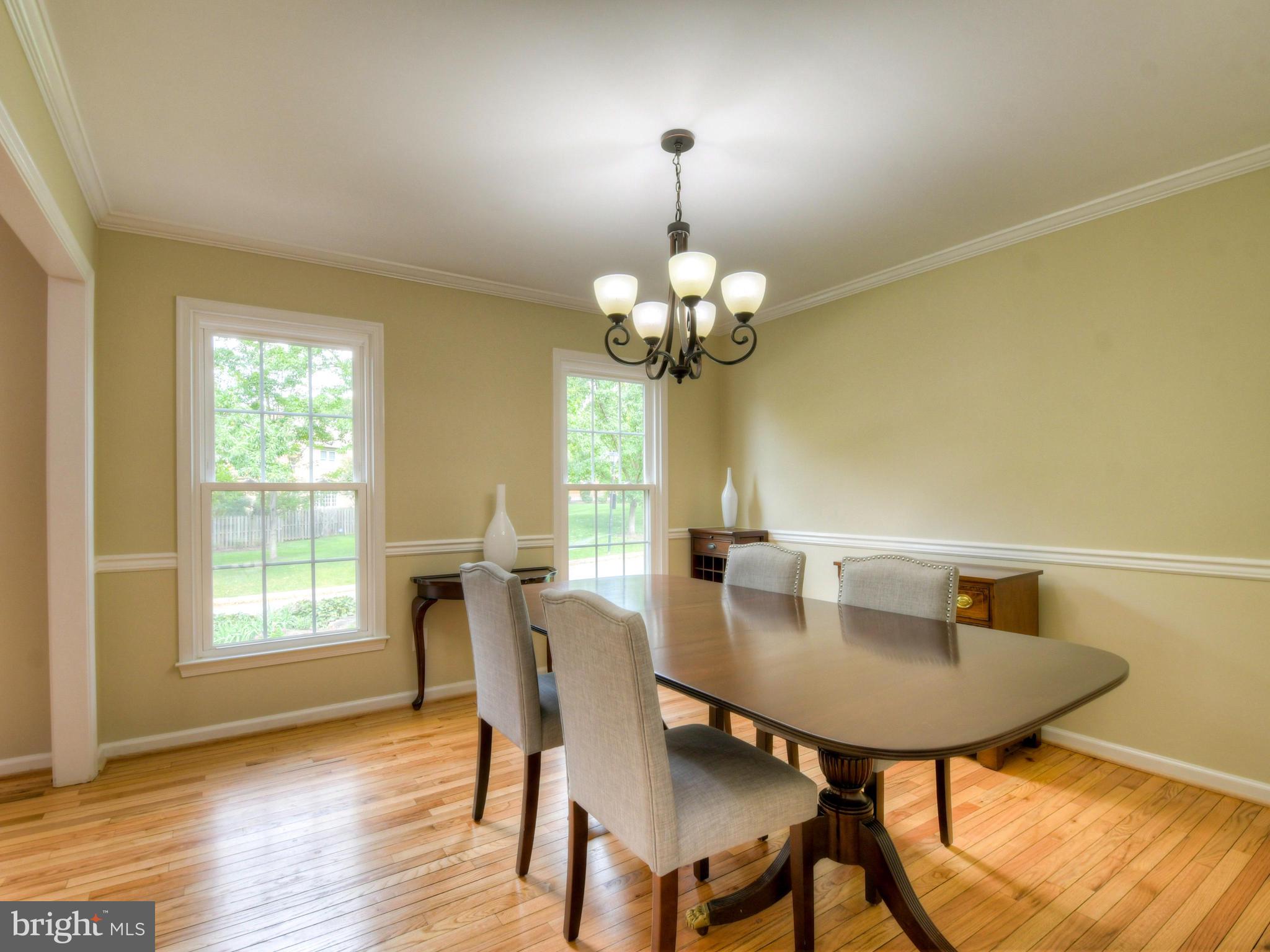 6502 Weymouth Road Baltimore, MD 21212 - Photo 22 of 41 Dining room