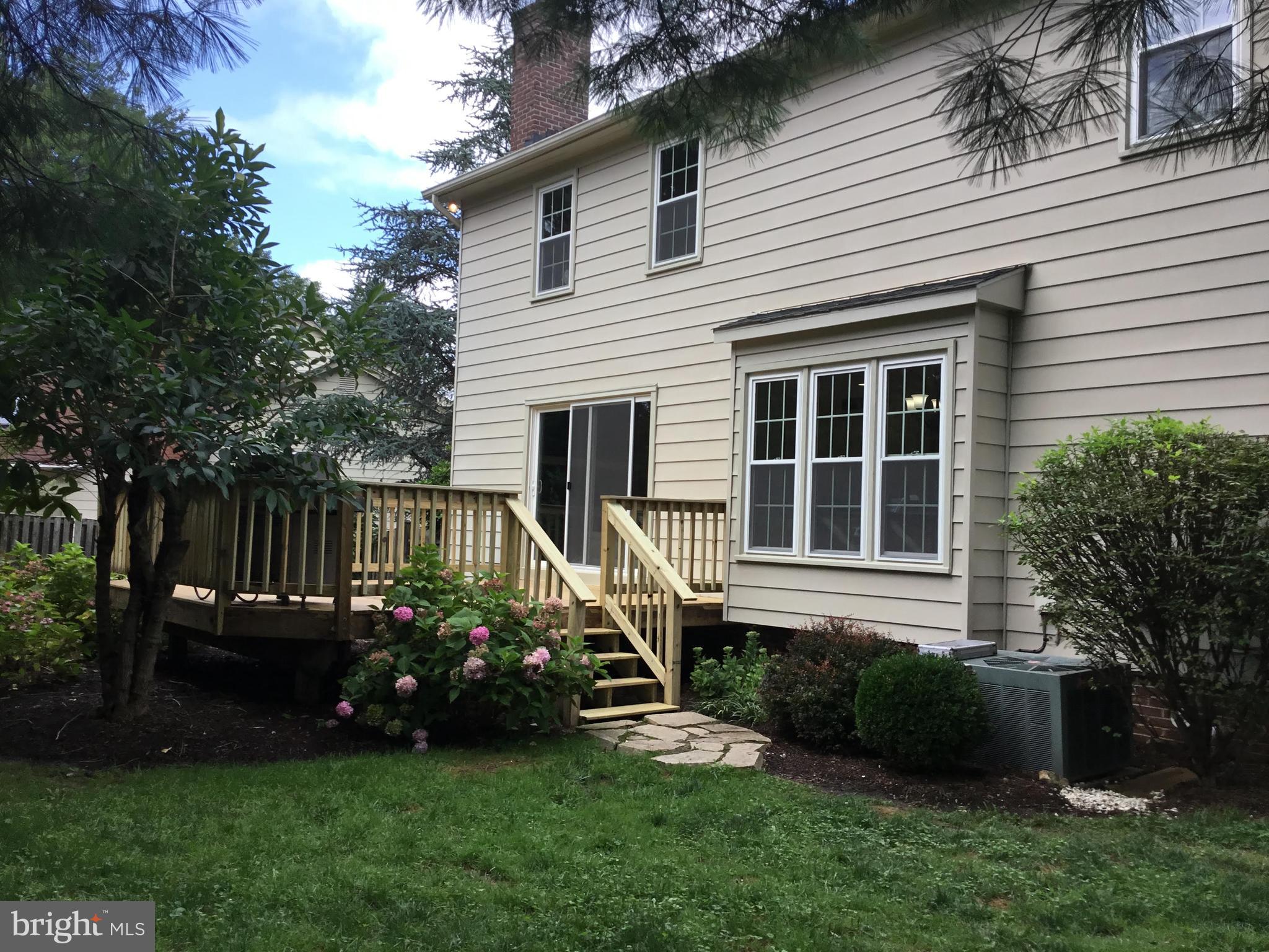 6502 Weymouth Road Baltimore, MD 21212 - Photo 41 of 41 Back deck