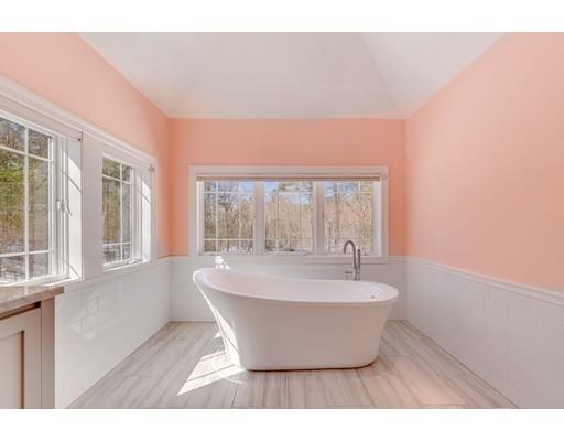 104 Townsend Farm Road Boxford, MA 01921 - Photo 14 of 30