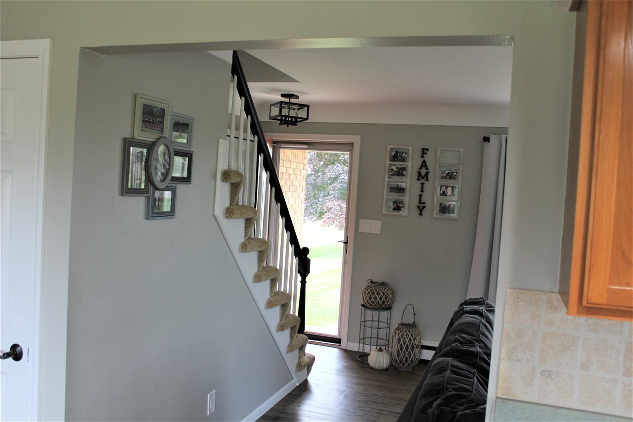 12420 Beecher Road Flushing, MI 48433 - Photo 5 of 44