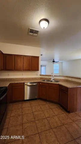$1,750 | 19207 North Ventana Lane, Maricopa, AZ 85138