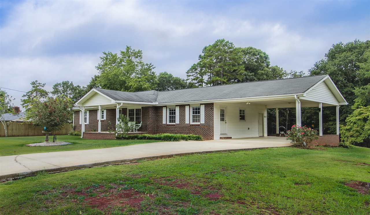 110 Jacobs Road Anderson, SC 29625 - Photo 2 of 29