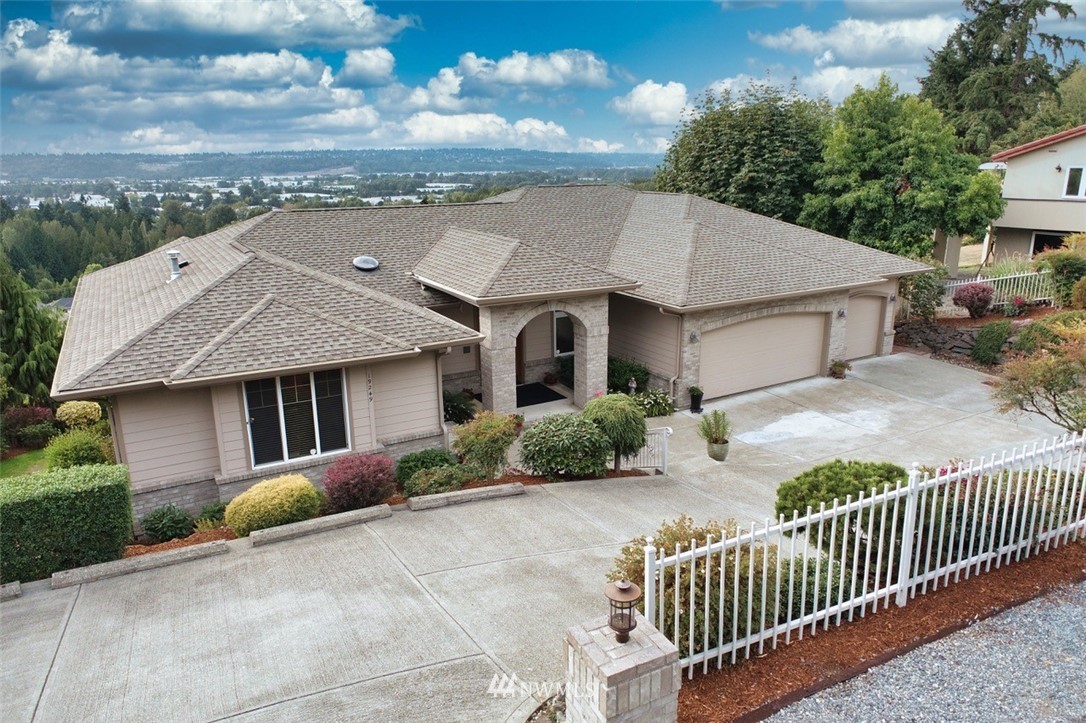 19249 99th Place South Renton, WA 98055 - Photo 1 of 39
