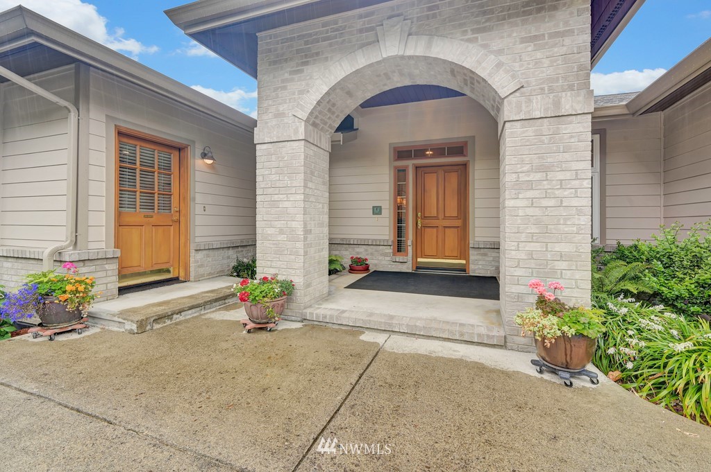 19249 99th Place South Renton, WA 98055 - Photo 2 of 39