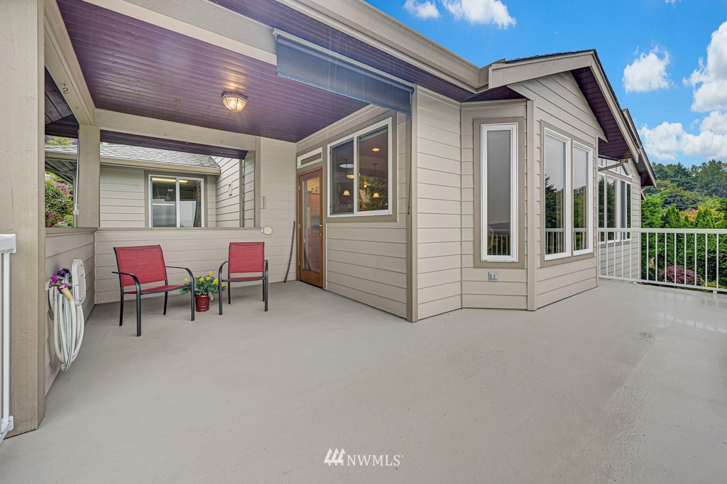 19249 99th Place South Renton, WA 98055 - Photo 11 of 39