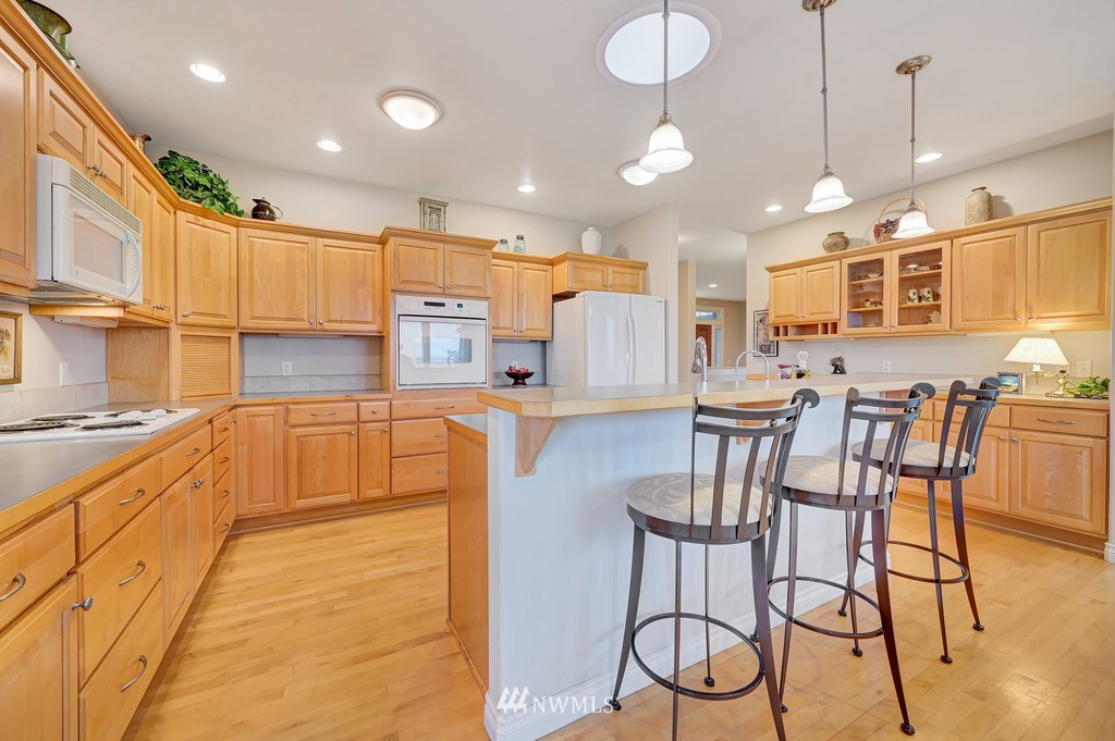 19249 99th Place South Renton, WA 98055 - Photo 12 of 39