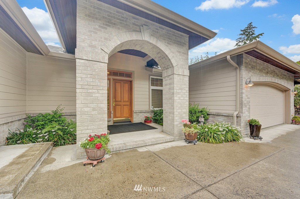 19249 99th Place South Renton, WA 98055 - Photo 3 of 39