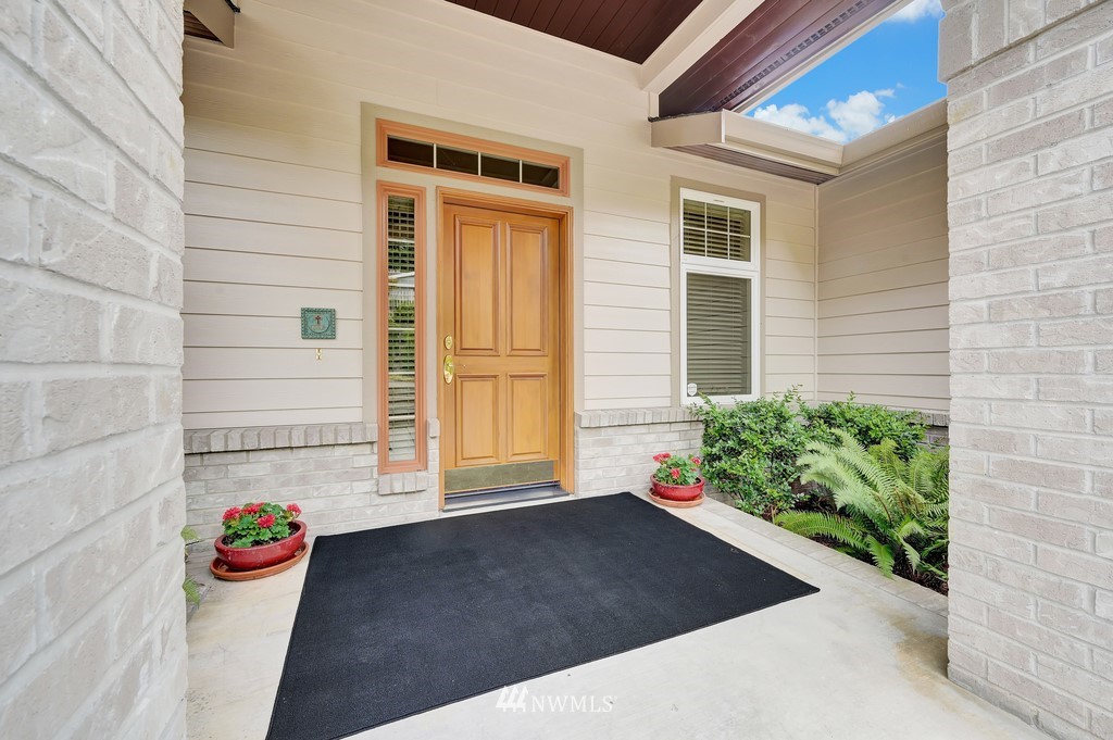 19249 99th Place South Renton, WA 98055 - Photo 4 of 39