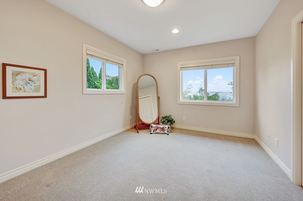 19249 99th Place South Renton, WA 98055 - Photo 38 of 39
