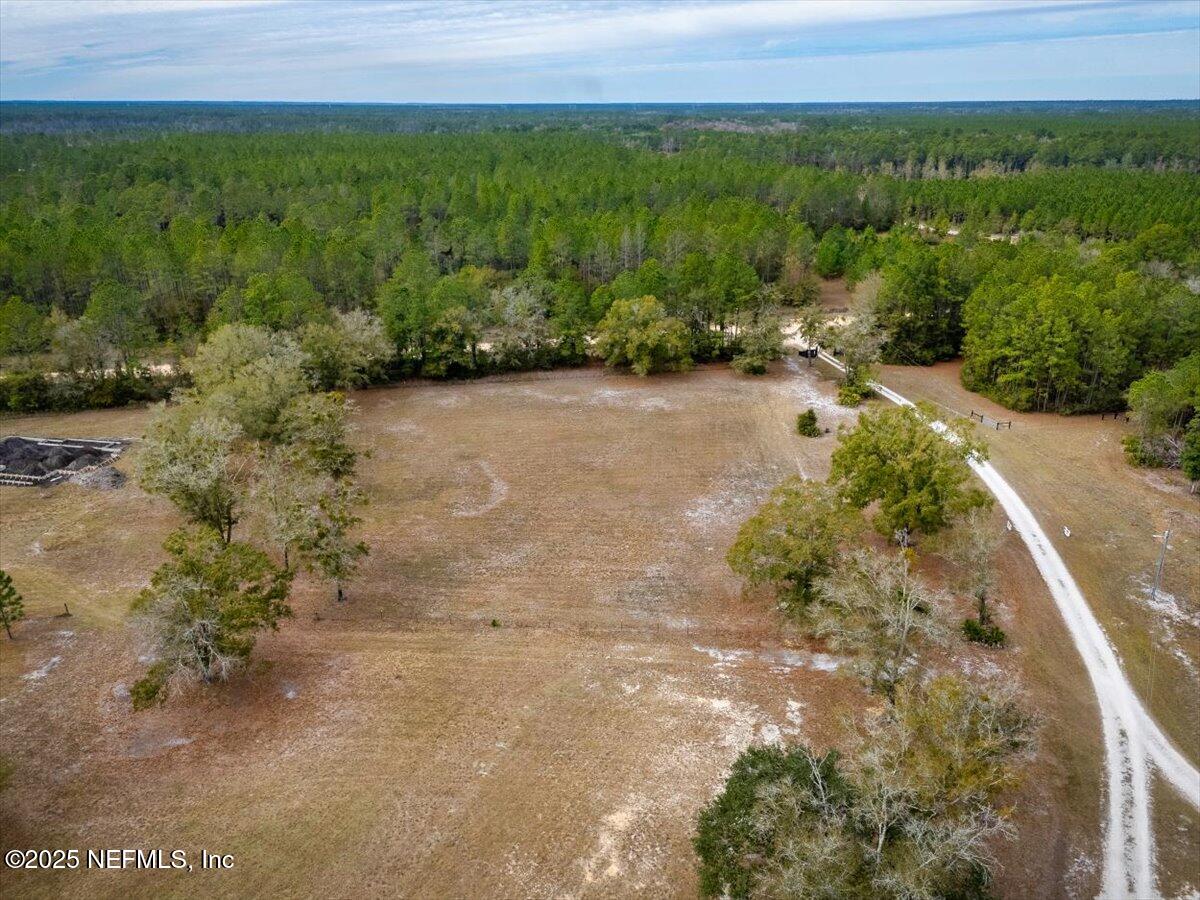 1 Hogarth Road Green Cove Springs, FL 32043 - Photo 16 of 28 a view of a field with a yard