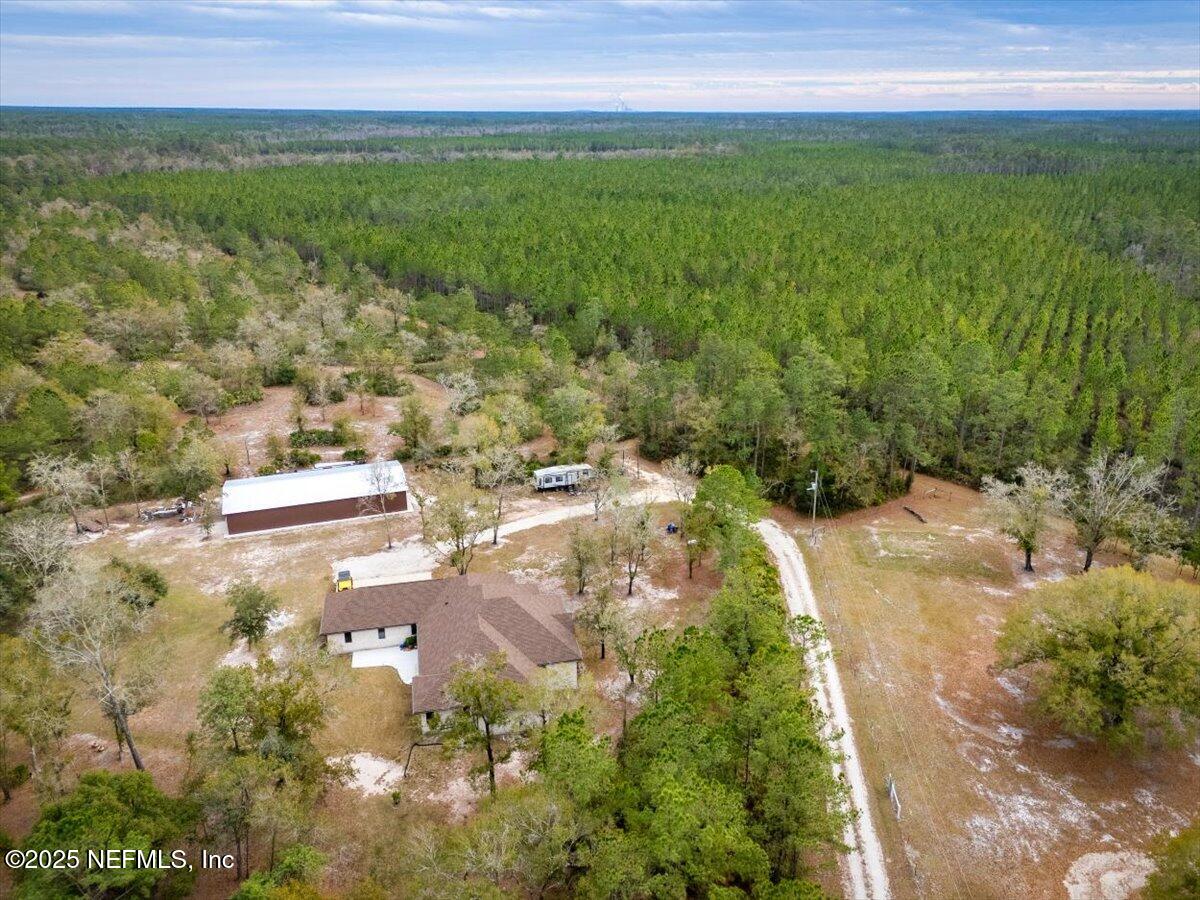 1 Hogarth Road Green Cove Springs, FL 32043 - Photo 21 of 28 a view of a lake with a yard