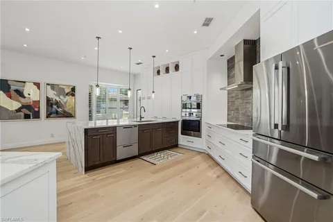 $1,060,000 | 1835 Les Chateaux Boulevard, Unit 204, Naples, FL 34109