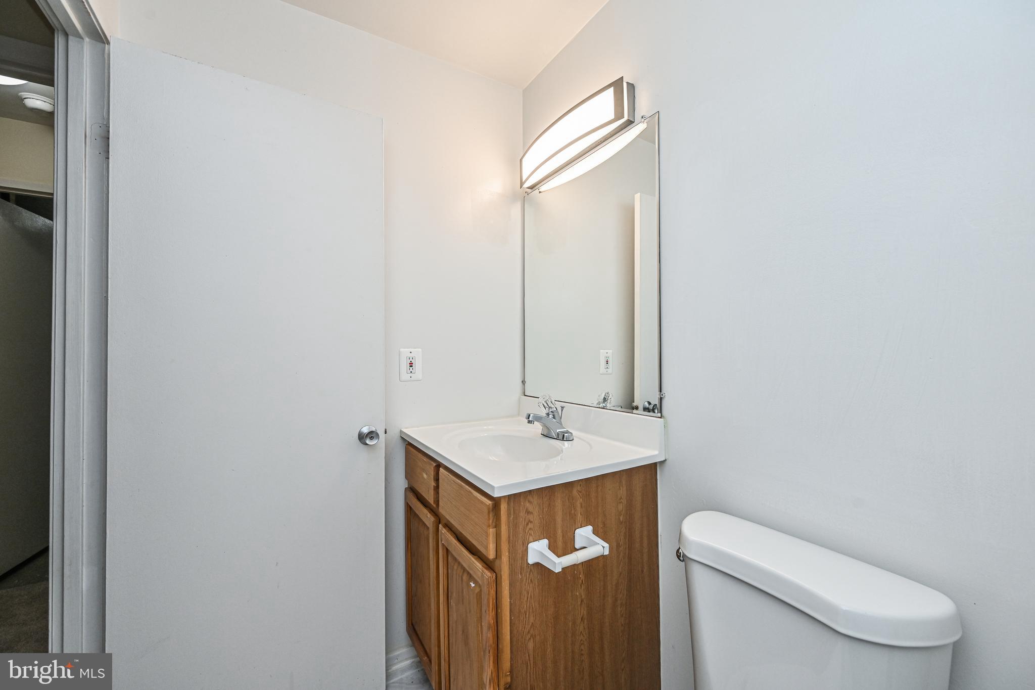 9068 Blarney Stone Drive Springfield, VA 22152 - Photo 39 of 47