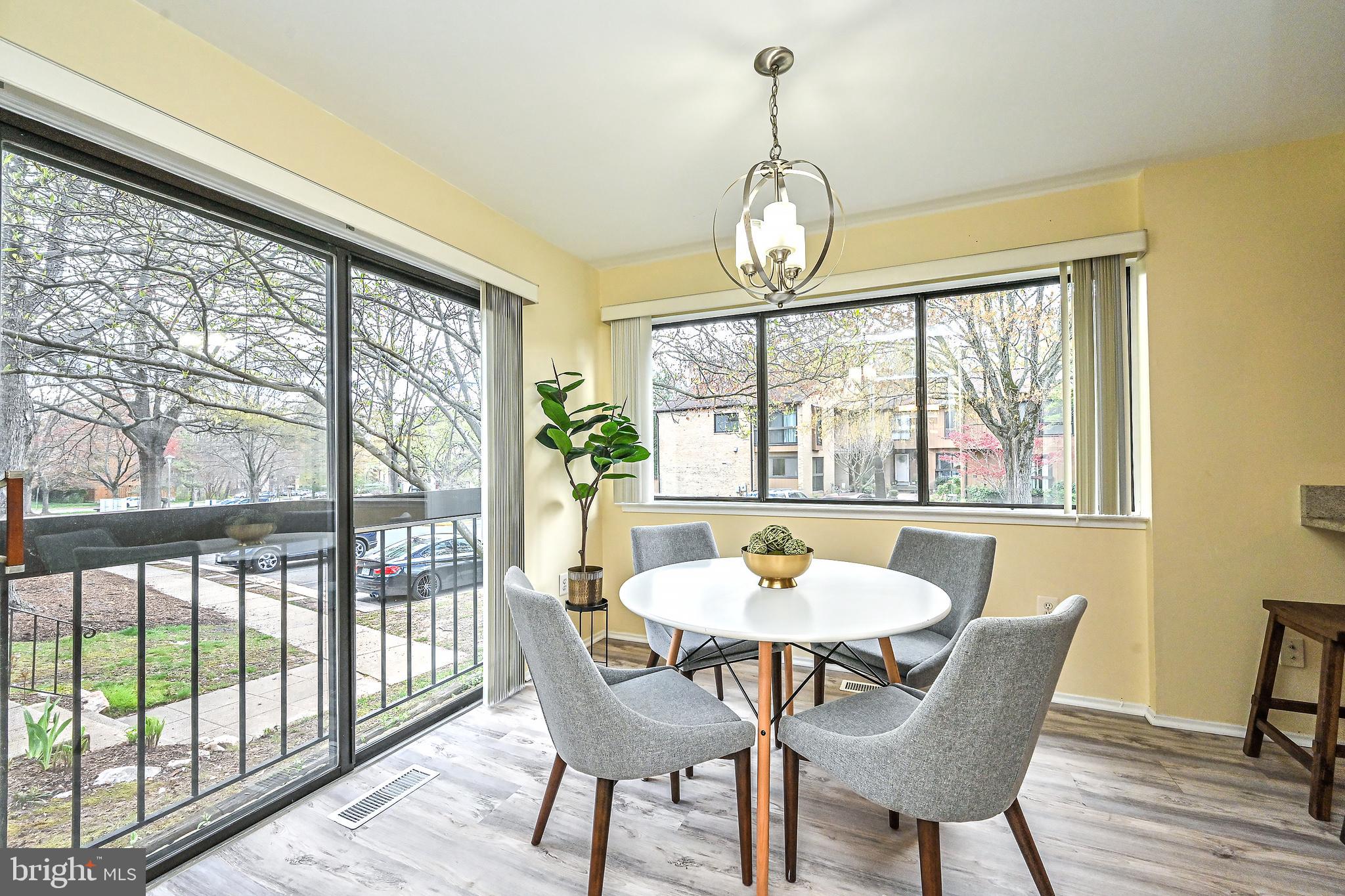 9068 Blarney Stone Drive Springfield, VA 22152 - Photo 5 of 47