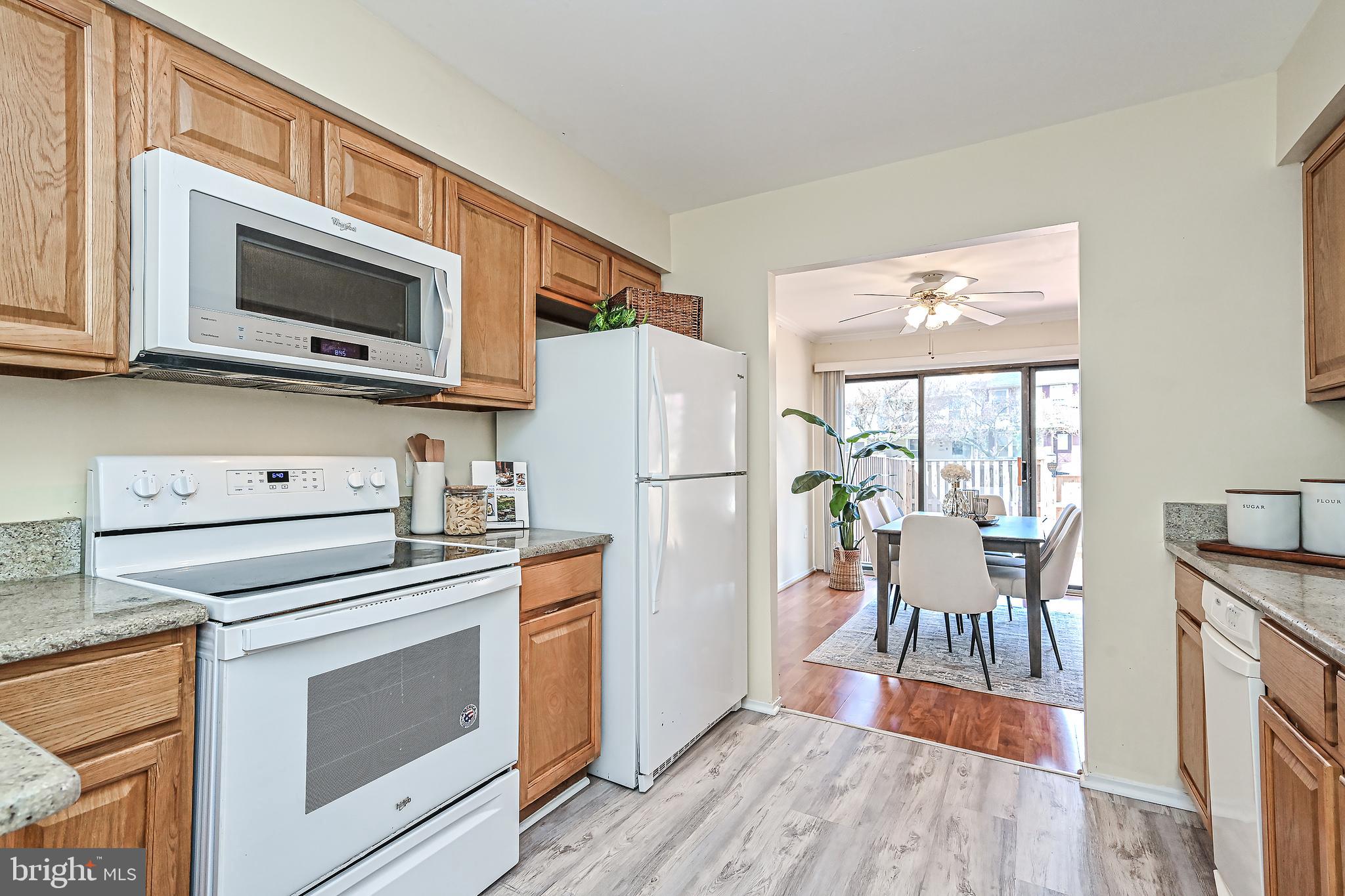 9068 Blarney Stone Drive Springfield, VA 22152 - Photo 10 of 47