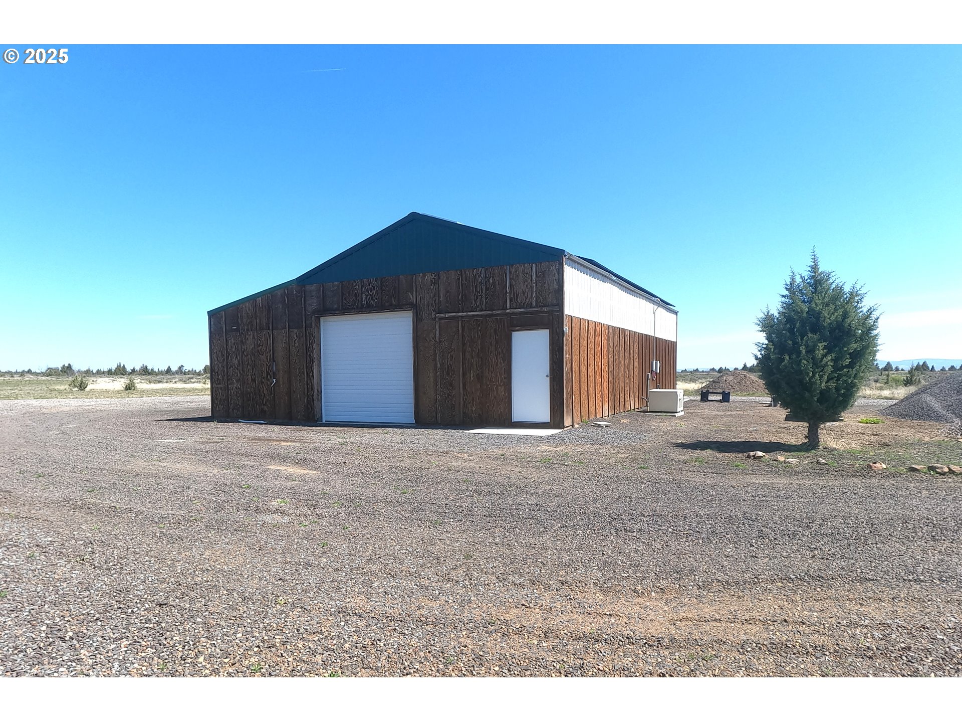 10500 Southwest Graham Road Culver, OR 97734 - Photo 28 of 34 a house with a outdoor space