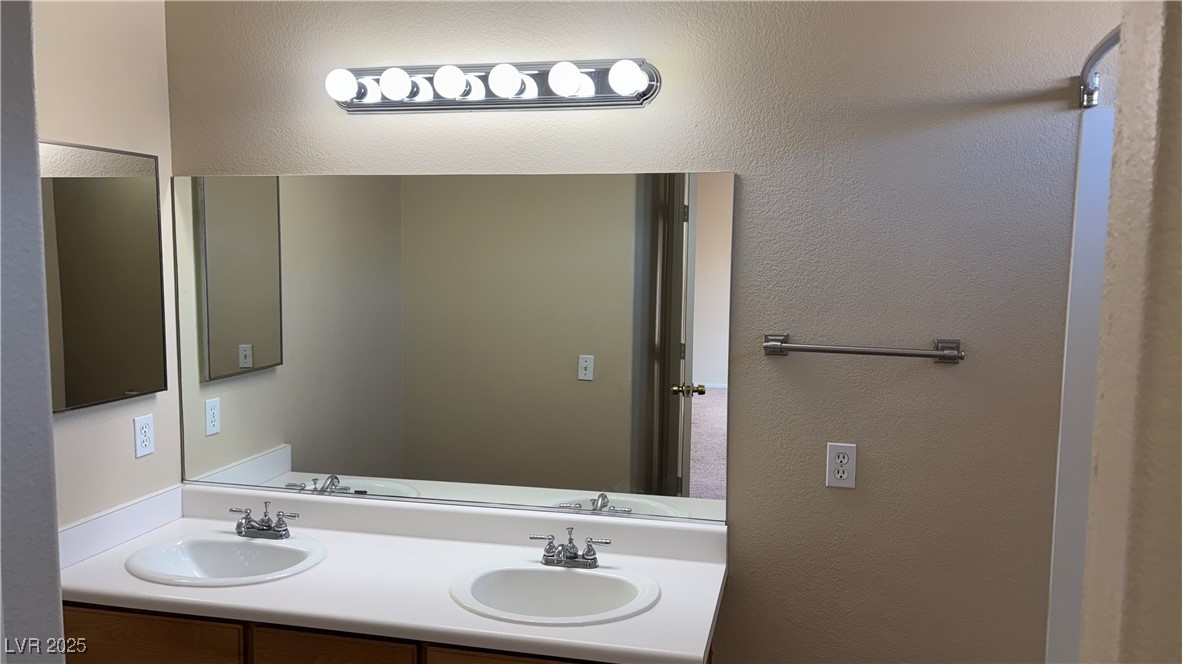 709 Spotted Eagle Street Henderson, NV 89015 - Photo 15 of 24