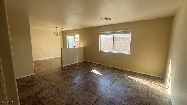 $1,819 | 709 Spotted Eagle Street, Henderson, NV 89015