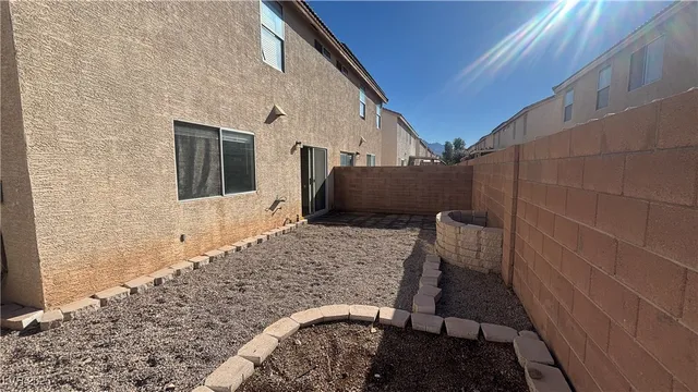$1,819 | 709 Spotted Eagle Street, Henderson, NV 89015