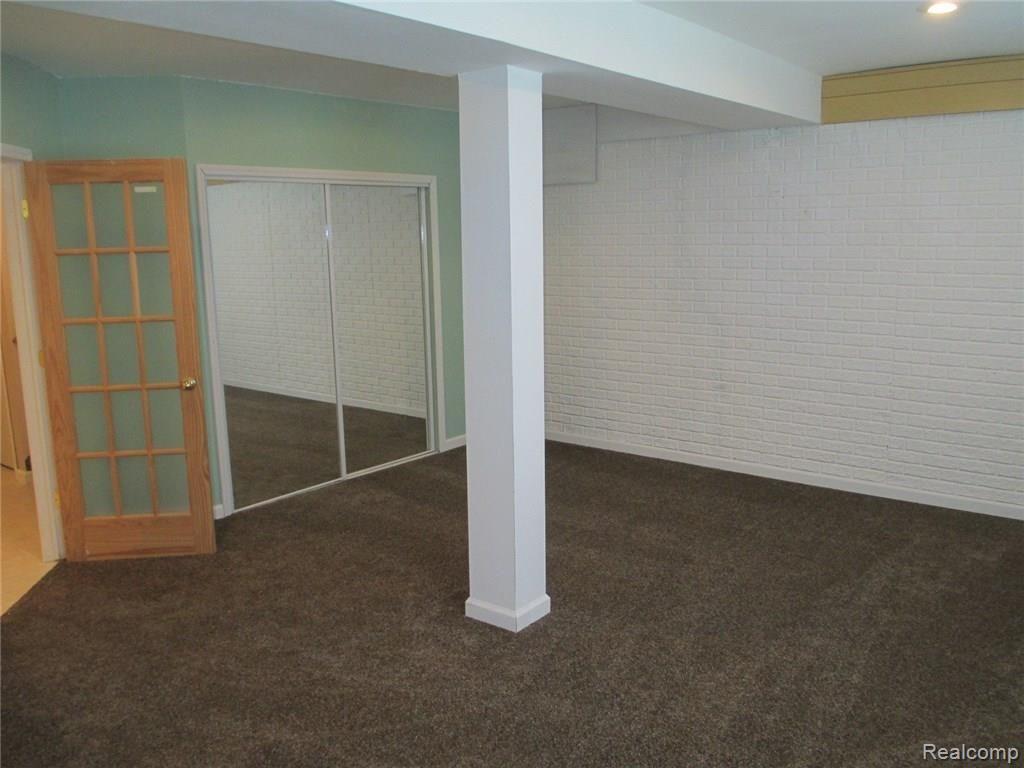3268 Empire Drive Rochester, MI 48309 - Photo 37 of 43