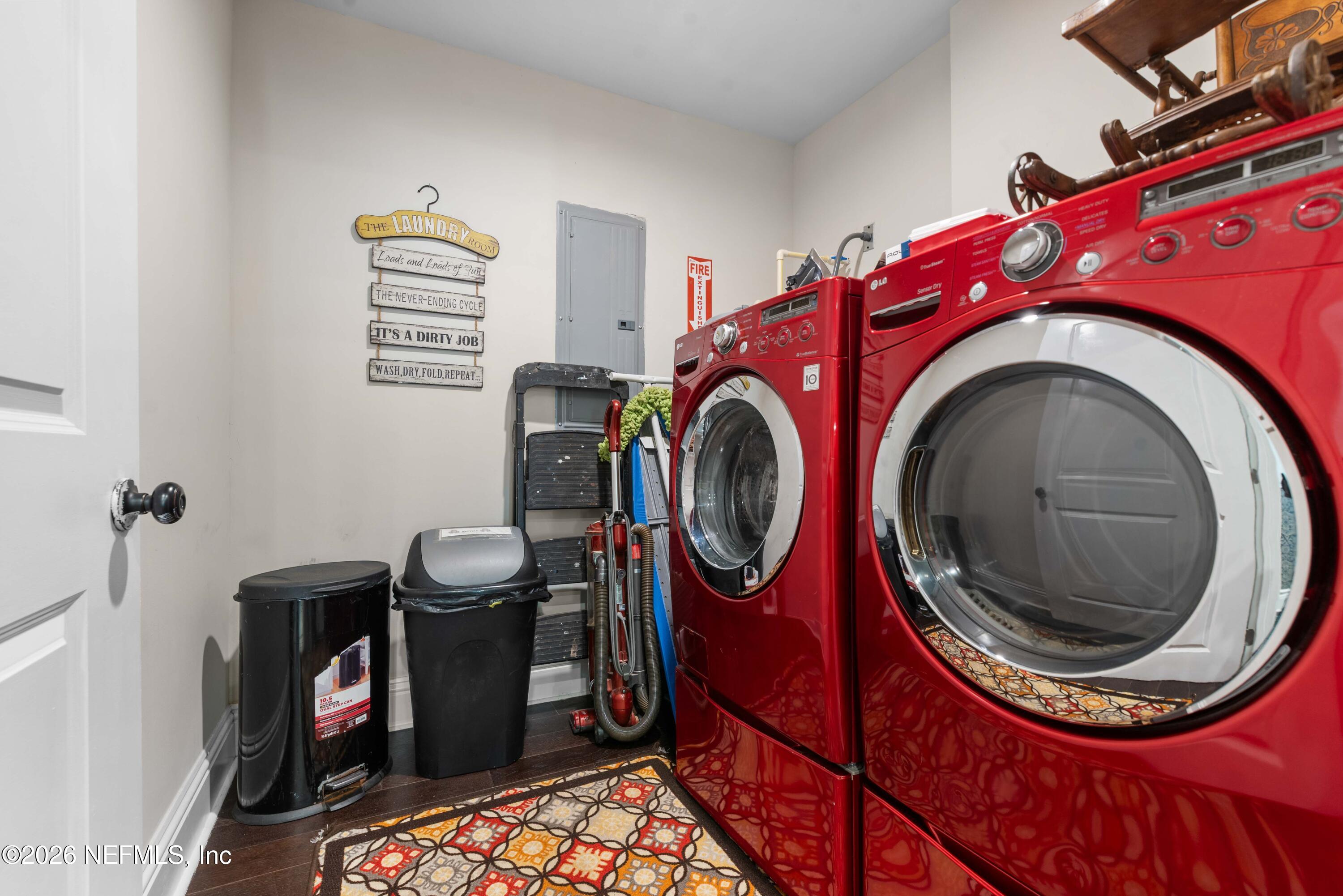 1138 Walnut Street Jacksonville, FL 32206 - Photo 9 of 37 a view of livingroom with washer and dryer