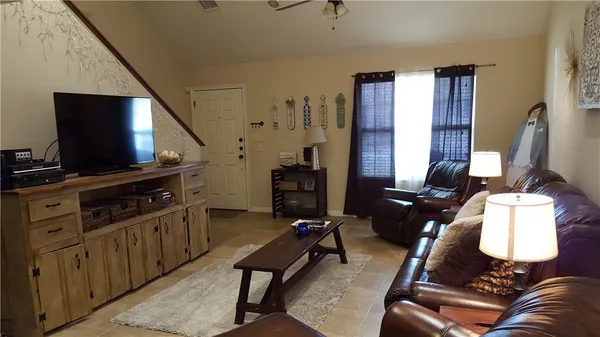 $3,295 | 500 Cooner Street, College Station, TX 77840