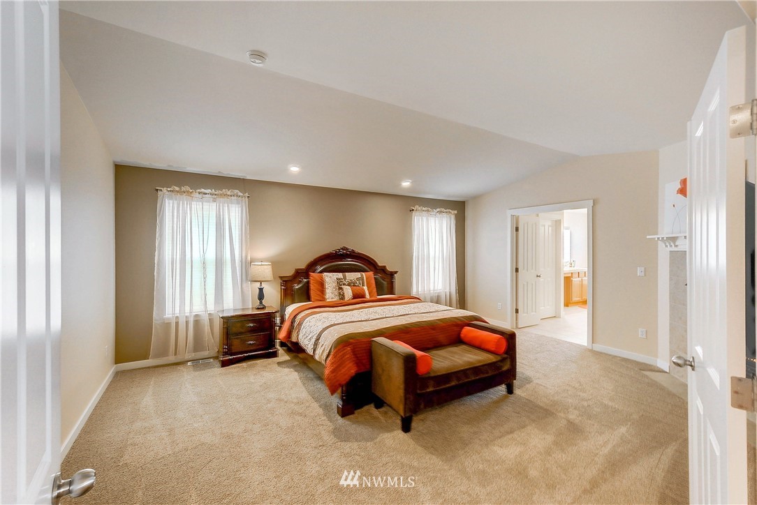 21810 42 Avenue Southeast Bothell, WA 98021 - Photo 15 of 25
