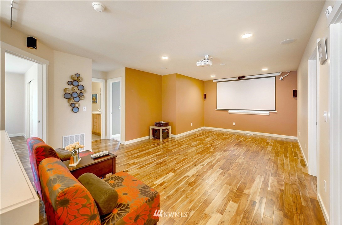 21810 42 Avenue Southeast Bothell, WA 98021 - Photo 18 of 25