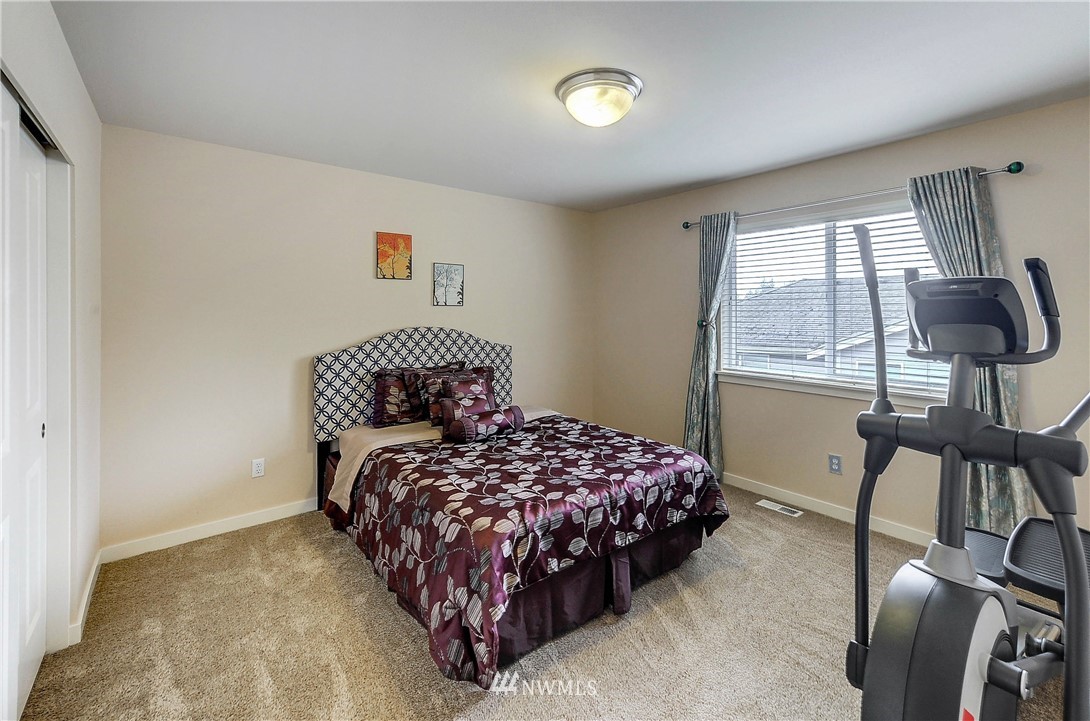 21810 42 Avenue Southeast Bothell, WA 98021 - Photo 19 of 25