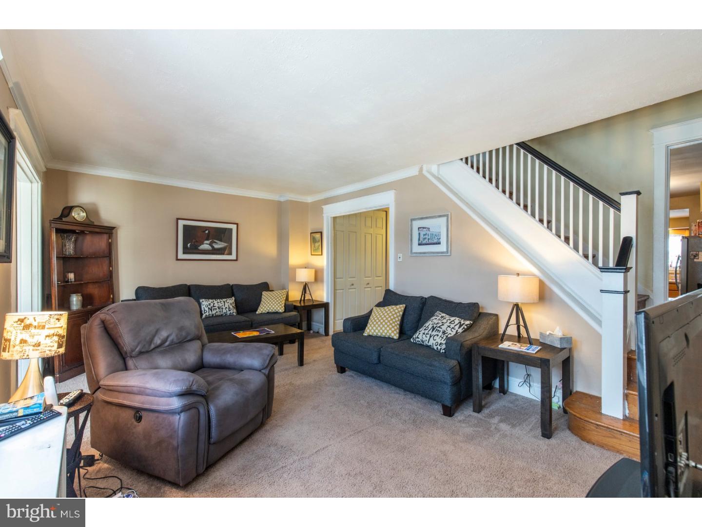26 Sunshine Road Upper Darby, PA 19082 - Photo 5 of 25 Gallery Image 5
