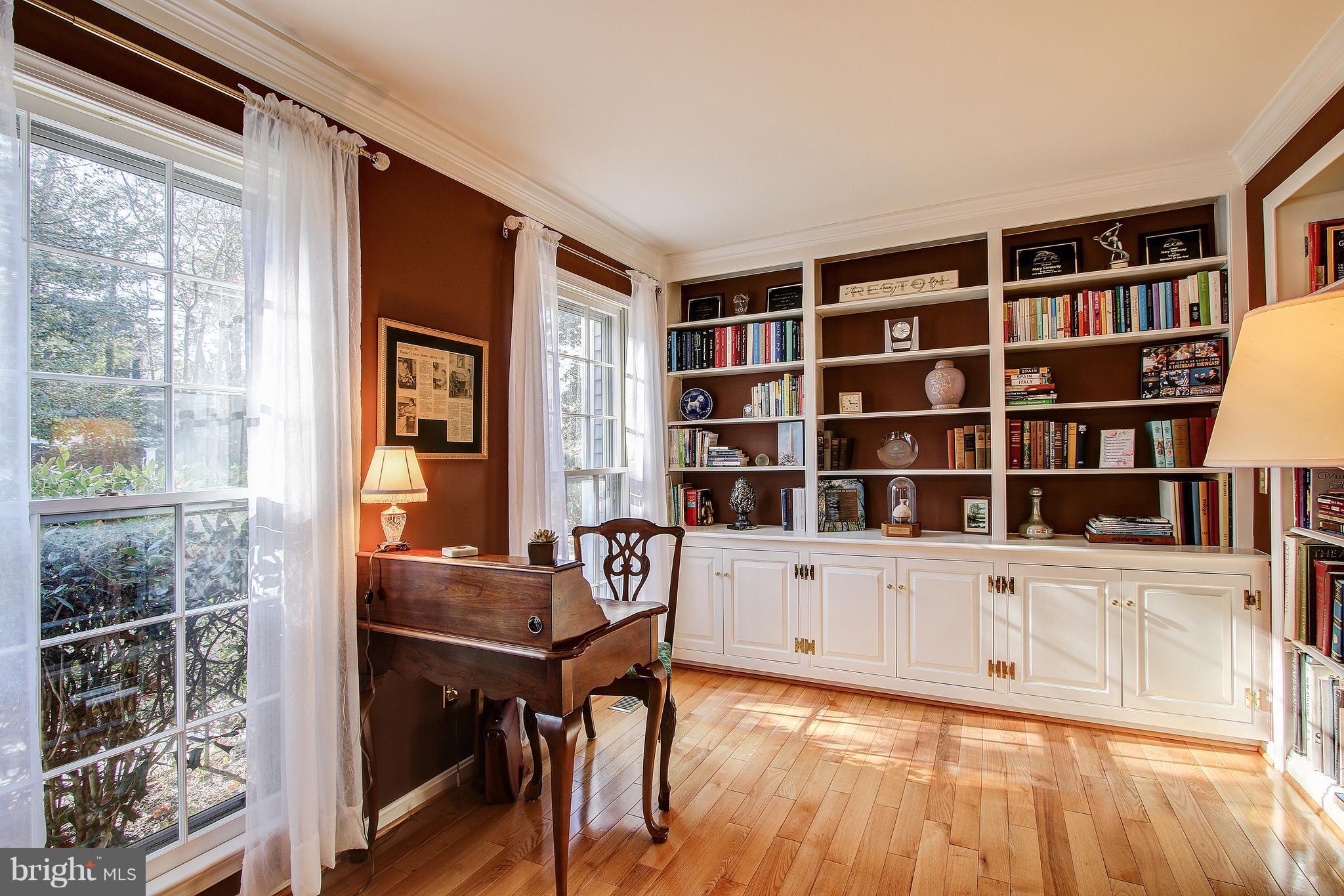 Main Level Study