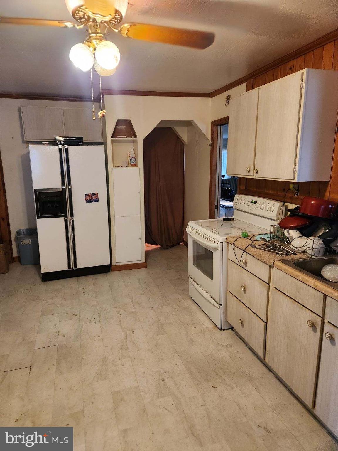 1129 Furnace Road Linthicum Heights, MD 21090 - Photo 9 of 23 Gallery Image 9