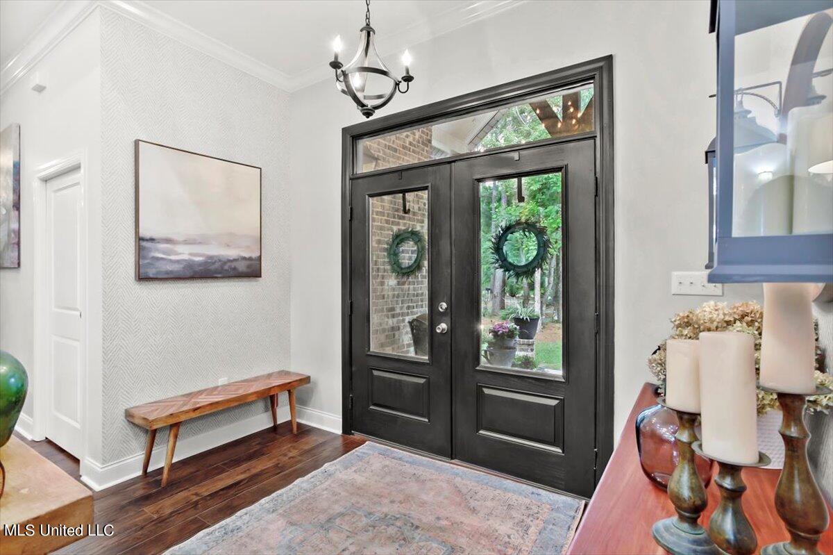 06-Entryway