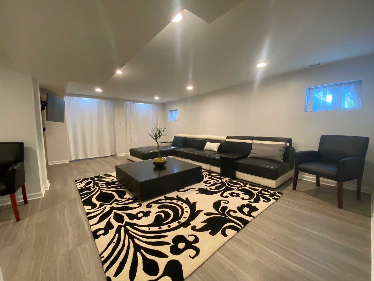 310 West Rand Road Mount Prospect, IL 60056 - Photo 16 of 26 a living room with furniture and wooden floor