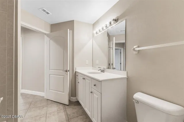 $2,200 | 424 Luna Bella Lane, Unit 432, New Smyrna Beach, FL 32168