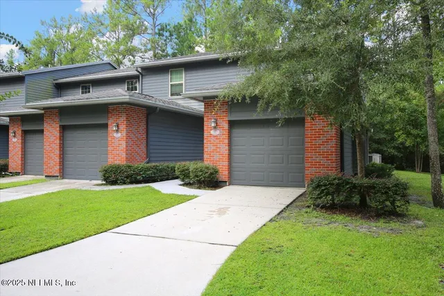 $1,699 | 4182 Quiet Crk Loop, Middleburg, FL 32068