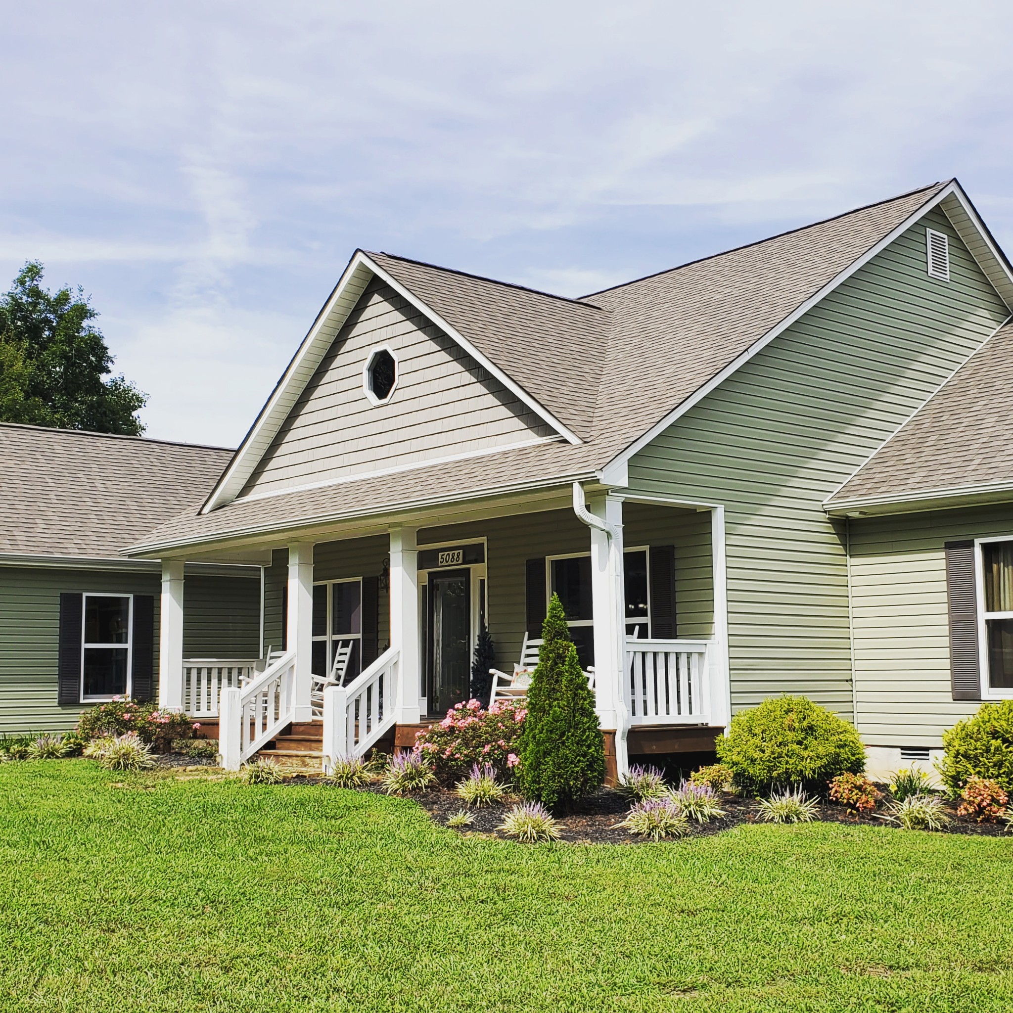 5088 Franklin Road Lebanon, TN 37090 - Photo 44 of 44 a front view of a house with a yard