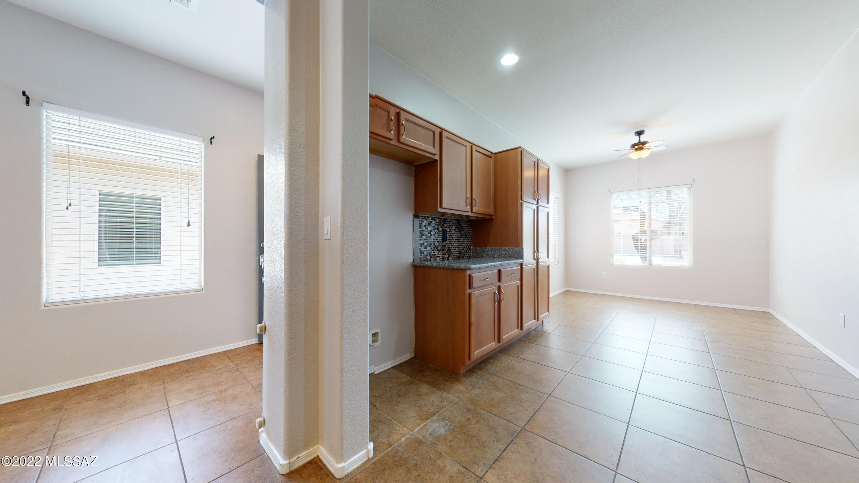 20902 East Frontier Road Red Rock, AZ 85145 - Photo 11 of 42