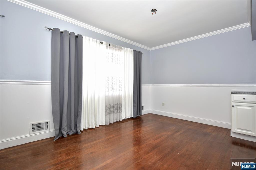 5 Bobbink Terrace East Rutherford, NJ 07073 - Photo 13 of 39