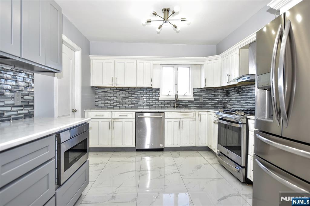 5 Bobbink Terrace East Rutherford, NJ 07073 - Photo 15 of 39