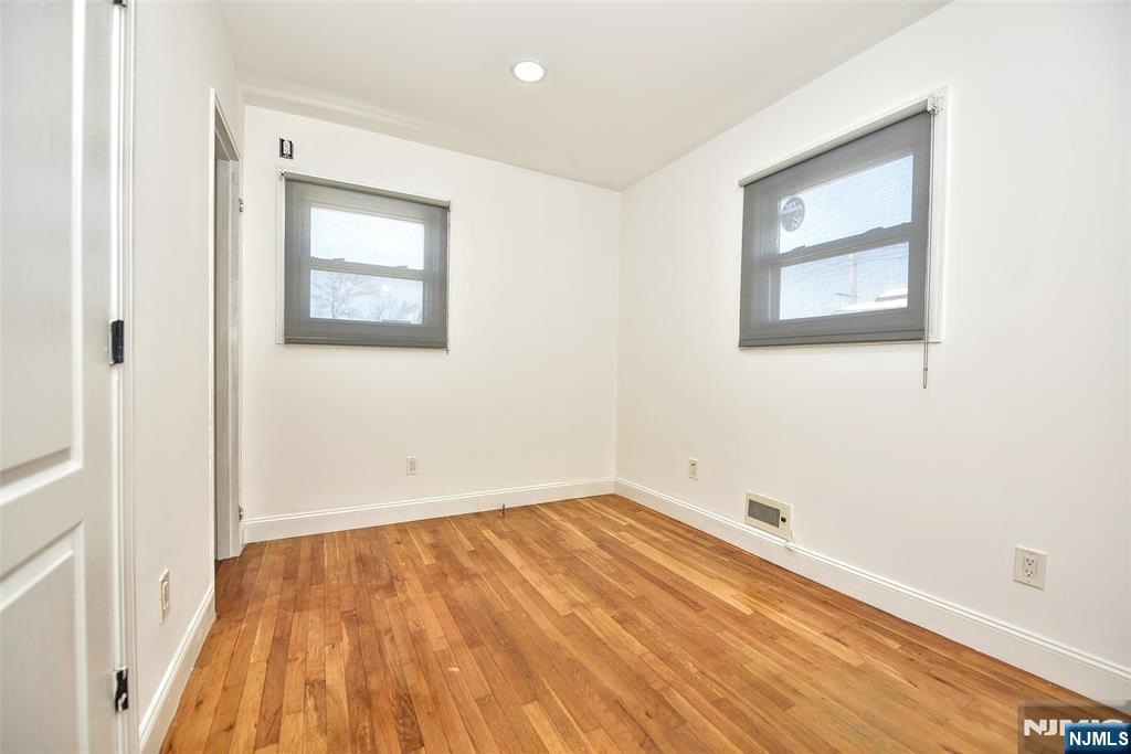 5 Bobbink Terrace East Rutherford, NJ 07073 - Photo 22 of 39