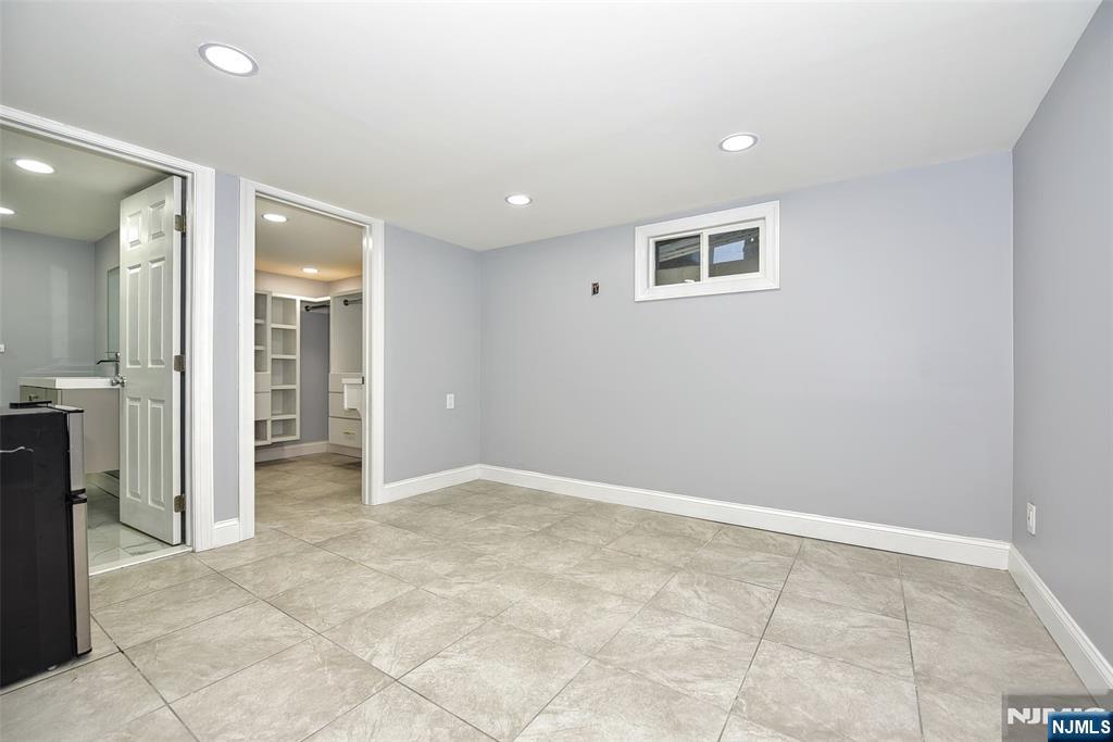 5 Bobbink Terrace East Rutherford, NJ 07073 - Photo 24 of 39