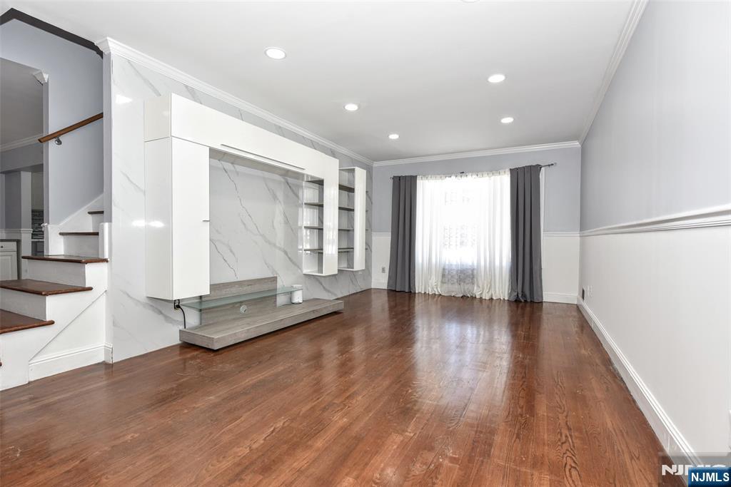 5 Bobbink Terrace East Rutherford, NJ 07073 - Photo 9 of 39