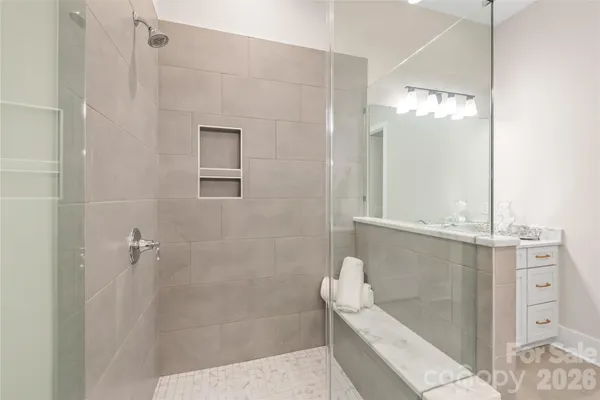 $694,900 | 553 West Lowrance Avenue, Mooresville, NC 28115