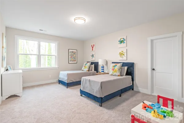 $694,900 | 553 West Lowrance Avenue, Mooresville, NC 28115