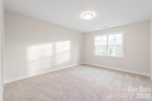 $694,900 | 553 West Lowrance Avenue, Mooresville, NC 28115
