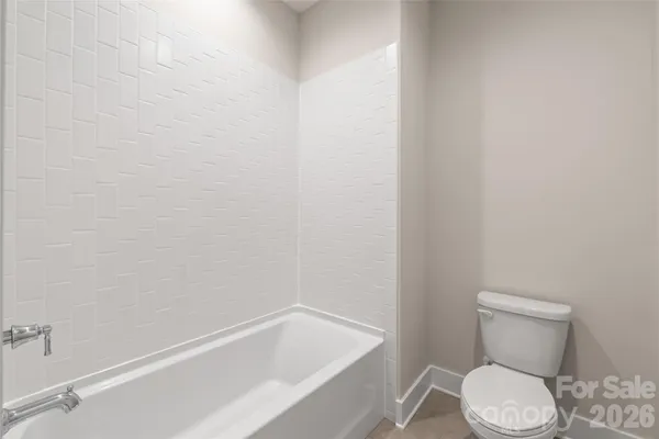 $694,900 | 553 West Lowrance Avenue, Mooresville, NC 28115