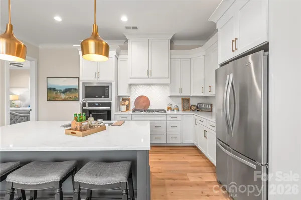 $694,900 | 553 West Lowrance Avenue, Mooresville, NC 28115