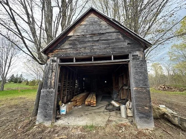 $205,000 | 177 Highlander Street, Greensboro, VT 05842